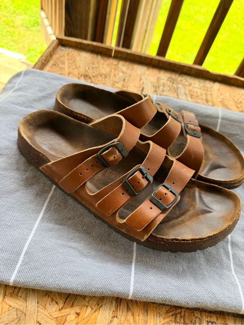birkenstock 45 Light Brown Three Strap Florida Sandals Clean - Picture 2 of 6